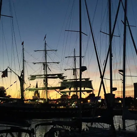 Le Clos Des Figuiers Pool And Jacuzzi Willa