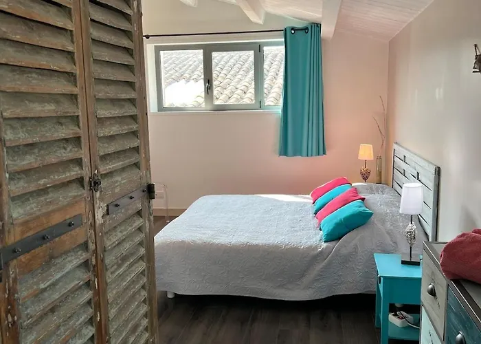 Le Clos Des Figuiers Pool And Jacuzzi *