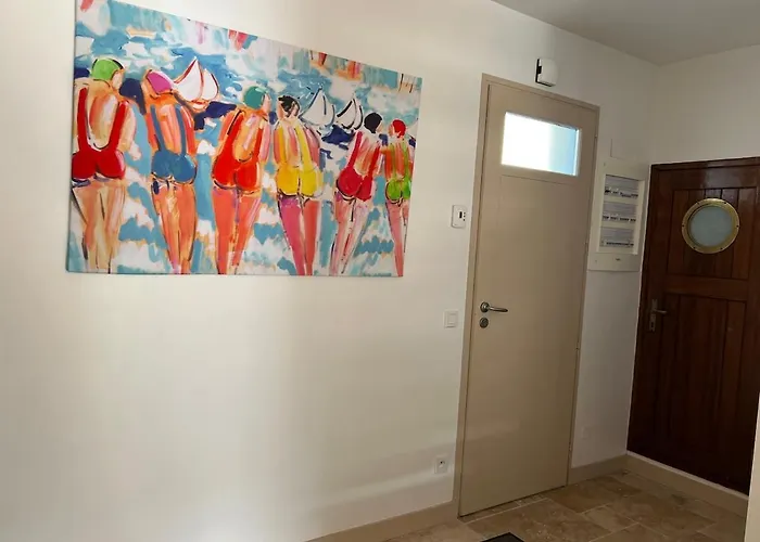 Villa Le Clos Des Figuiers Pool And Jacuzzi La Flotte